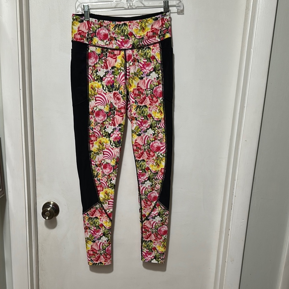 Victoria secret x Mary Katrantzou Size Medium floral leggings